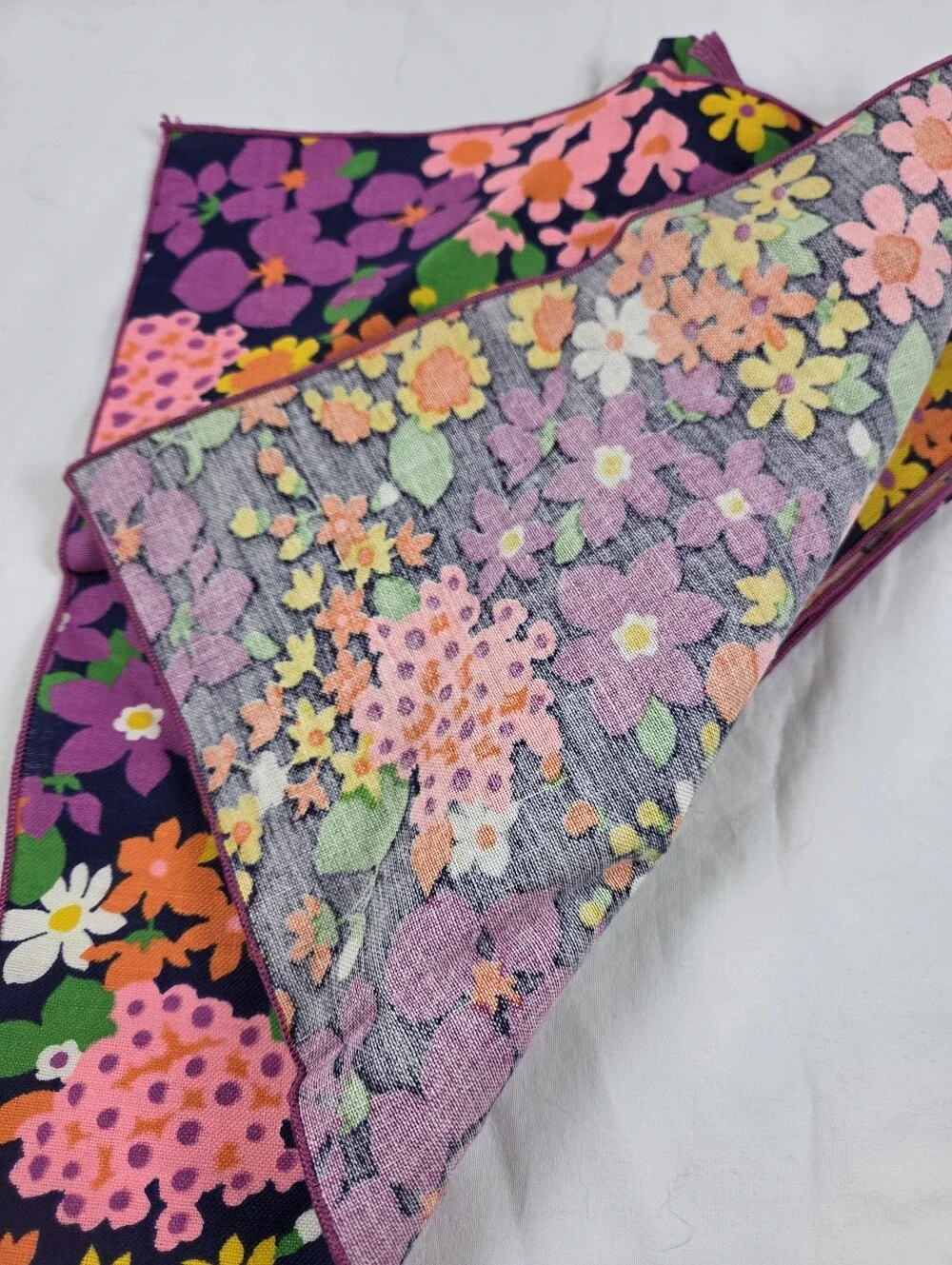 Vintage 70s Bright Floral Cloth Napkins Set of 4